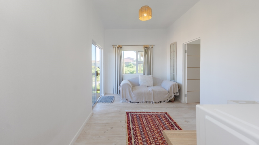 4 Bedroom Property for Sale in Suiderstrand Western Cape